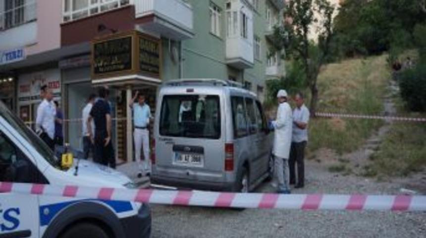 K&uuml;s Olduğu Arkadaşını Pompalı T&uuml;fekle &Ouml;ld&uuml;rd&uuml;