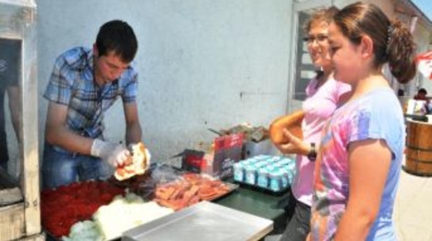 Bolu&rsquo;da Final Dershaneleri &Ouml;ğrencilere Mangal Partisi Verdi