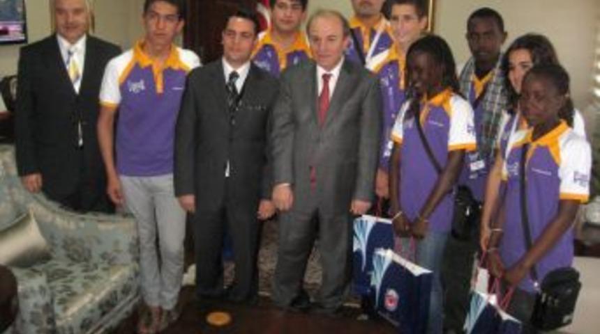 Olimpiyat &Ccedil;ocukları Erzurum Protokol&uuml;n&uuml; Ziyaret Etti