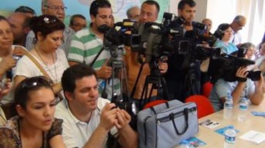 Metin &Ccedil;elik Chp Bursa İl Başkanlığına Talip