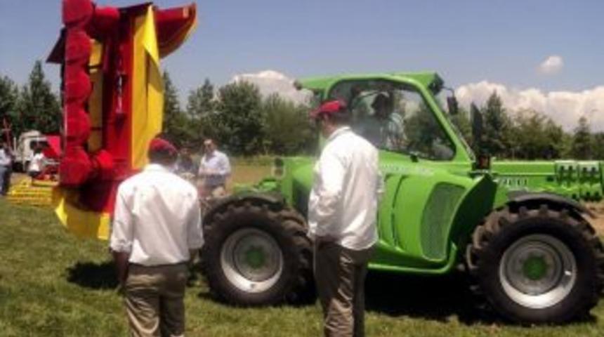 Boz&uuml;y&uuml;kl&uuml; &Ccedil;ift&ccedil;iler Bursa&rsquo;da Fuara Katıldı