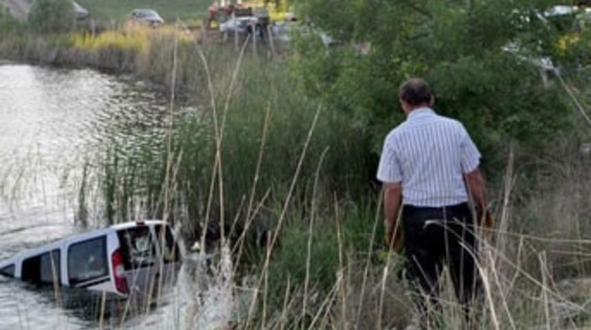 Piknikte g&ouml;let faciası: 4 &ouml;l&uuml;