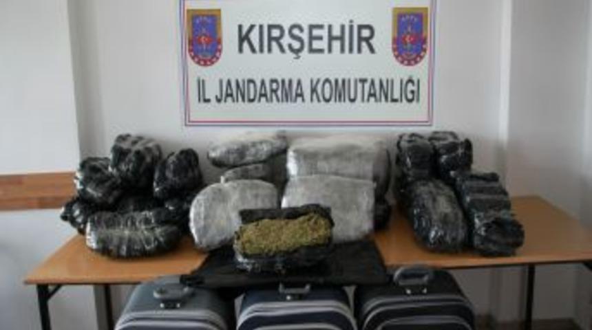 Uyuşturucu Kuryesi Tutuklandı