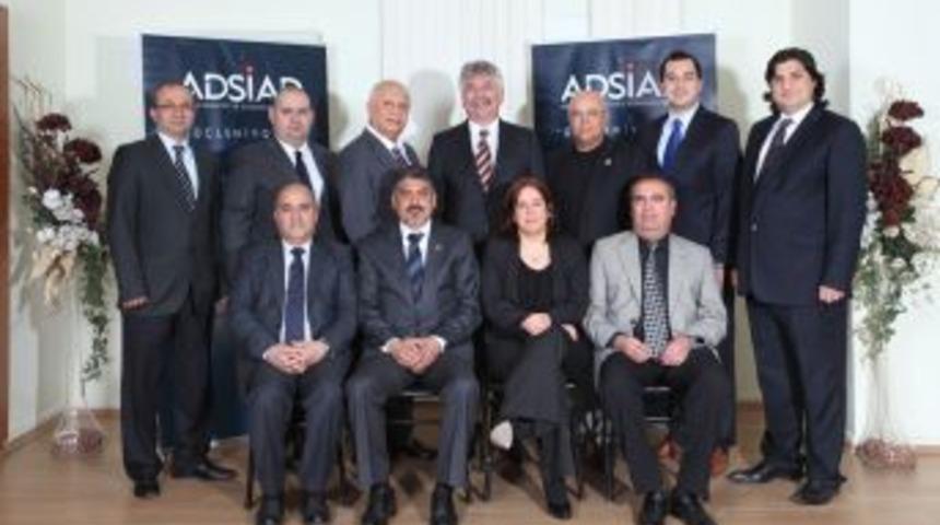 ADSİAD ailesinin şampiyonlarına &ouml;d&uuml;l