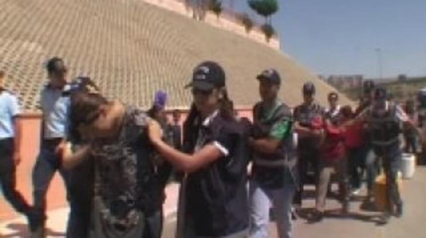 Urfa'da fuhuş operasyonu 11 gözaltı