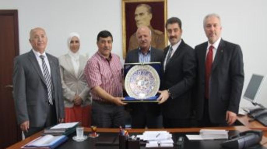 K&uuml;tahya Heyetinden Bakan Yardımcısı Cantimur'a 'hayırlı Olsun' Ziyareti