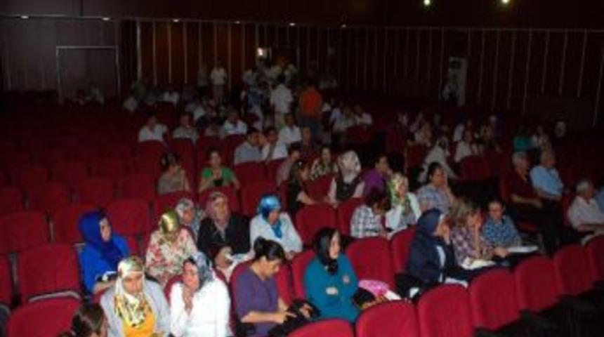 &Ouml;ğretmenler Bakan Din&ccedil;er&rsquo;i Boykot Etti