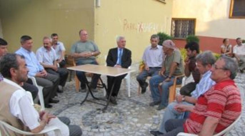 &Ouml;demiş Belediye Başkanı Keskin,hamam Sokak Sakinleriyle Bir Araya Geldi