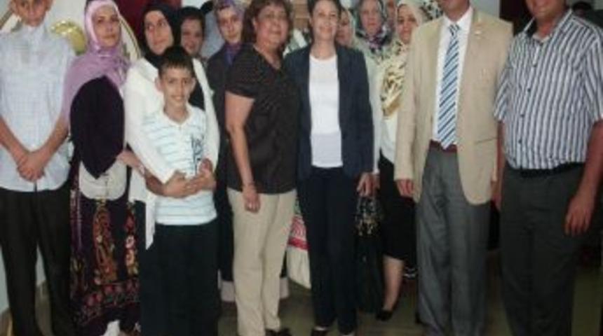 Osmek Sergisi G&ouml;z Kamaştırdı