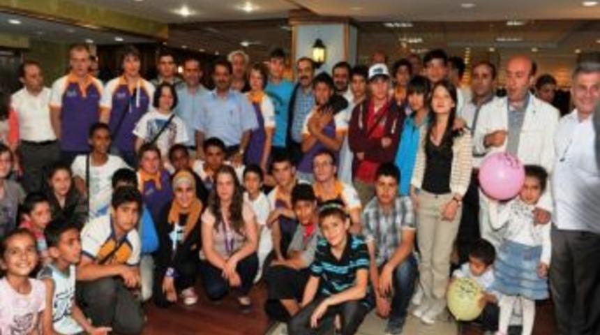 Dasider'den T&uuml;rk&ccedil;enin &Ccedil;ocuklarına Yemek