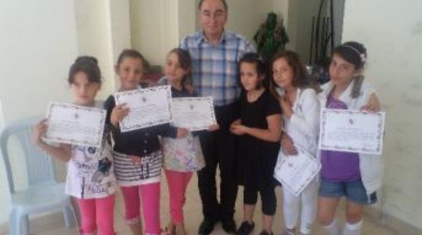 Filyos&rsquo;ta &Ouml;ğrenciler Doğal Tasarım &Uuml;r&uuml;nleri Kursuna Katılarak Belge Aldılar