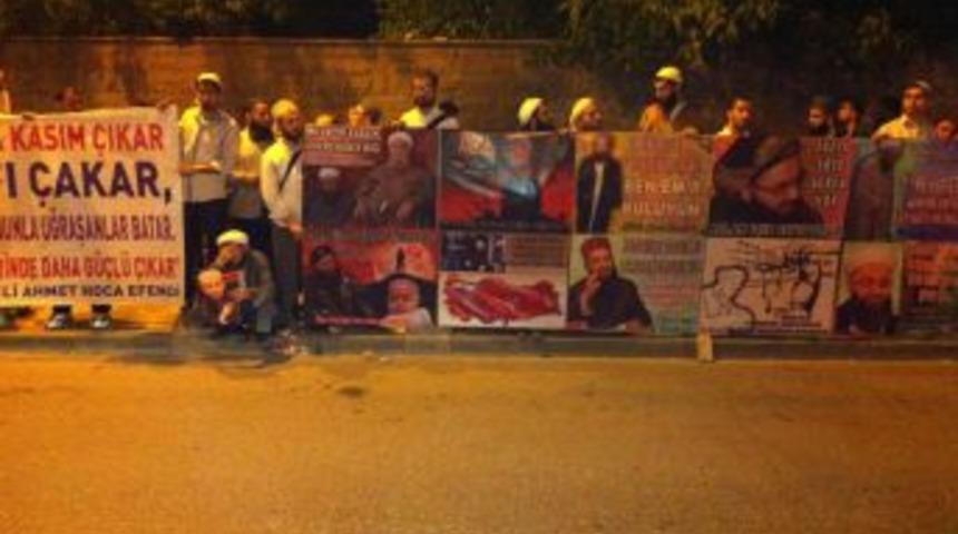 Ahmet Mahmut &Uuml;nl&uuml;'n&uuml;n Annesi Vefat Etti