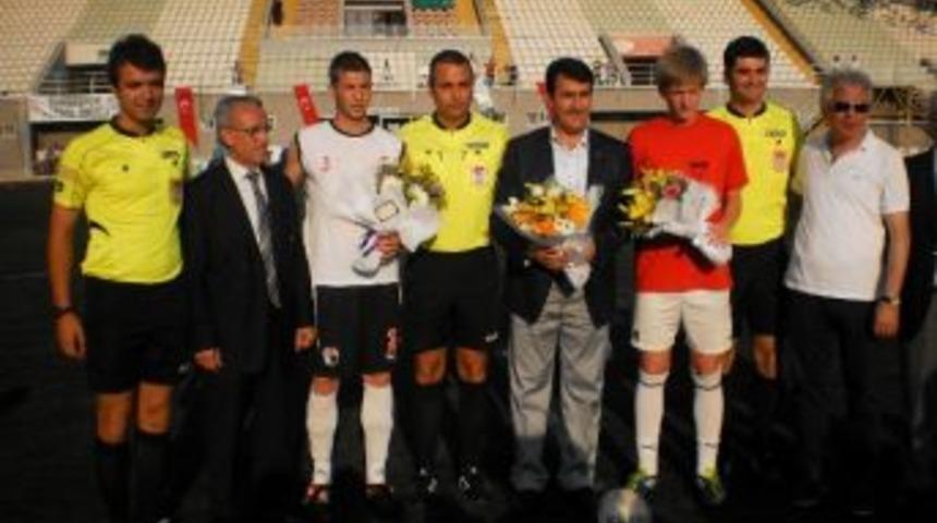 Balkan Futbol Turnuvası Başladı