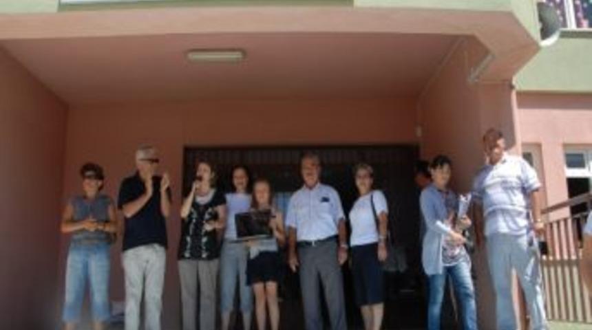 Atık Yağ Toplama Kampanyasında En Fazla Katkı Sağlayan &Ouml;ğrenciye &Ouml;d&uuml;l