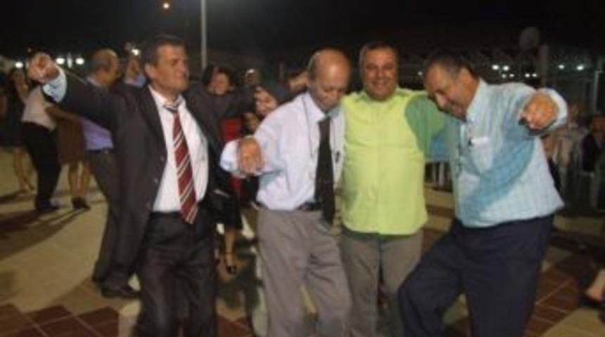 &Ccedil;anakkale Diyabet Vakfı'ndan Tanışma Ve Dayanışma Yemeği