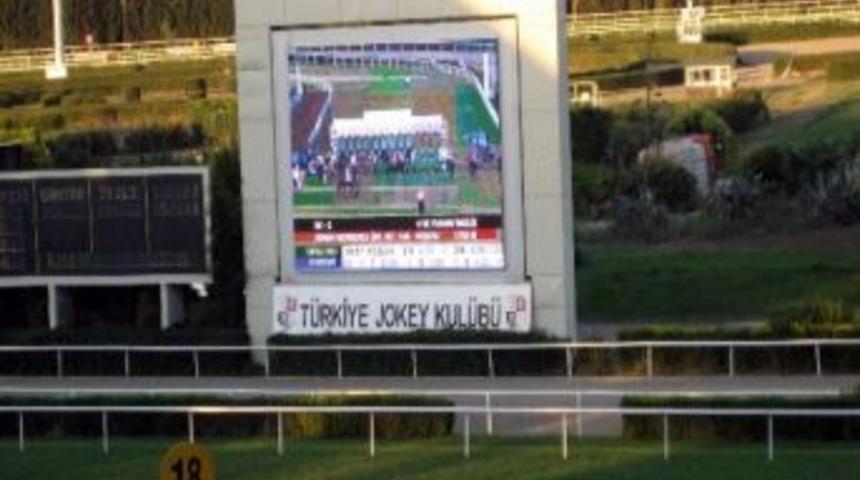 Ad&uuml; Geleneksel Veteriner Fak&uuml;ltesi Koşusu