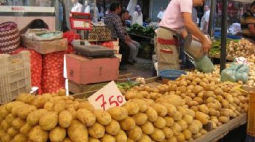 &Ouml;demiş'in Bahar Patatesi Tarlada Bekliyor