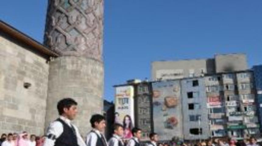 22 Ayar Altından Minyat&uuml;r Eser