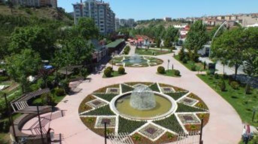 Ke&ccedil;i&ouml;ren, 436 Bin &Ccedil;i&ccedil;ekle Rengarenk S&uuml;slendi