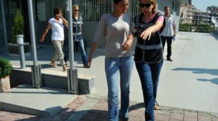 M&uuml;vekkillerini Dolandırdığı Iddia Edilen Avukat G&ouml;zaltında
