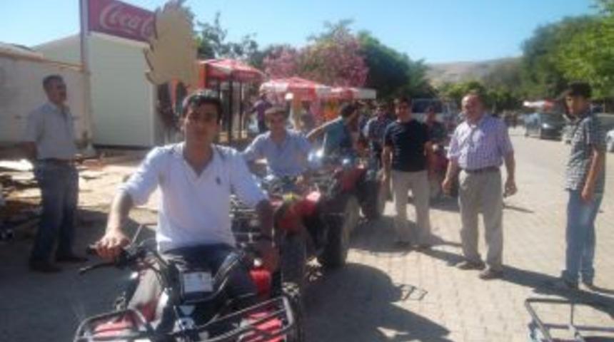 Derik Gen&ccedil;lik Merkezi &Ouml;ğrencilere Halfeti&rsquo;yi Gezdirdi