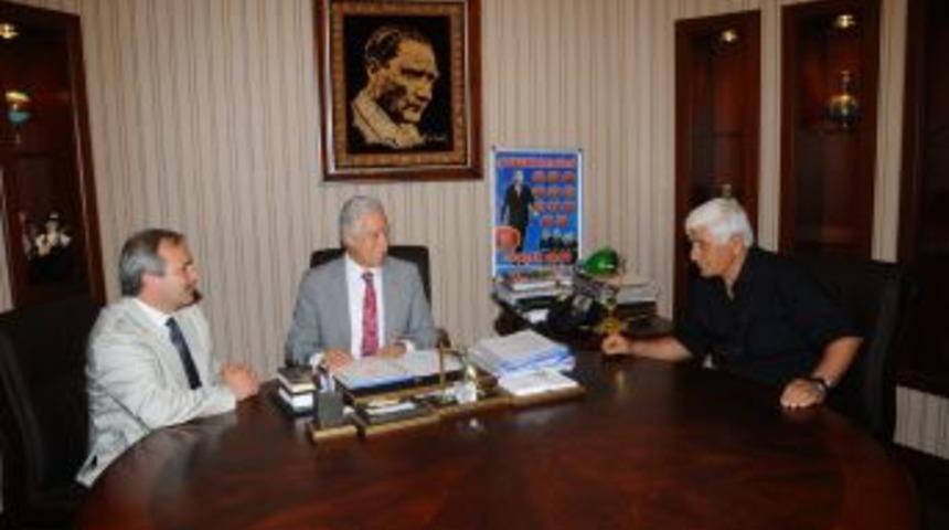 Kazım &Ouml;zgan'dan Aldırmaz'a ziyaret