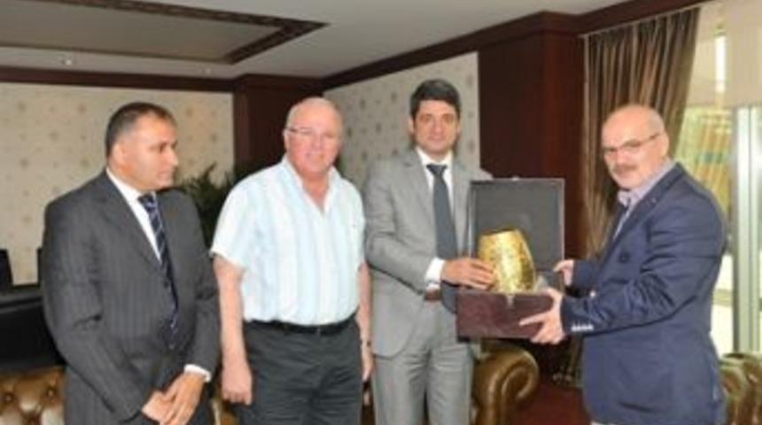 İl&ccedil;e emniyetinden başkana teşekk&uuml;r