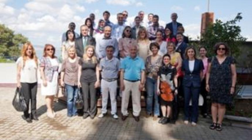 Başkan &Ouml;z&rsquo;e g&ouml;re liderlik