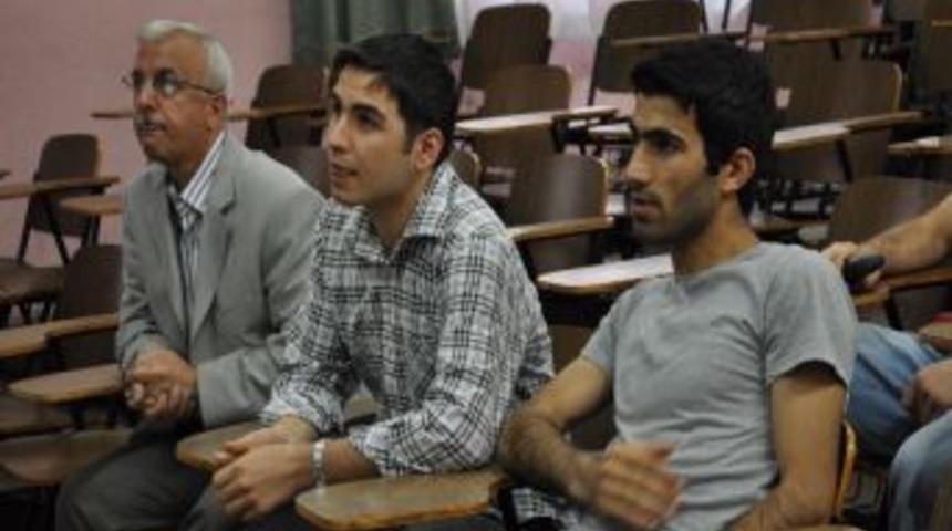 (&ouml;zel Haber) Eskimeyen Yazı Moda Oluyor