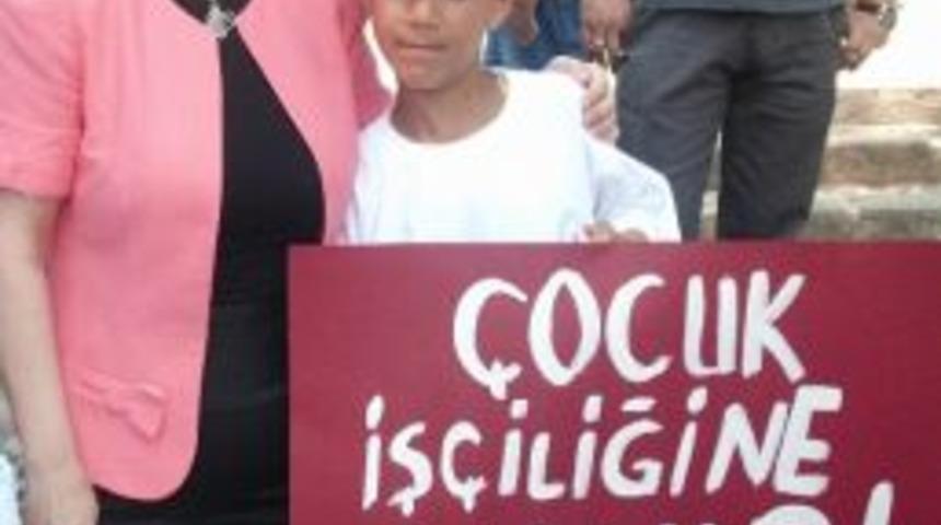 &Ccedil;ocuklar "&ccedil;ocuk İş&ccedil;iliğine Hayır" Demek İ&ccedil;in Y&uuml;r&uuml;d&uuml;