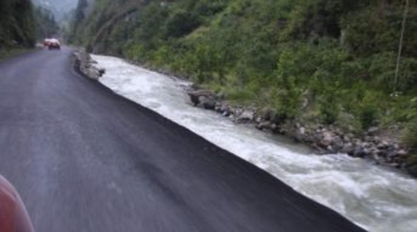 Tarihi Santa Harabeleri'nin Yol Sorunu &Ccedil;&ouml;z&uuml;l&uuml;yor