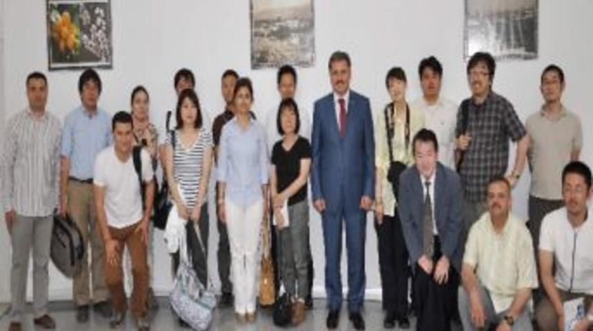 Japon Heyeti, Malatya Belediye Başkanı Ahmet &Ccedil;akır'ı Ziyaret Etti