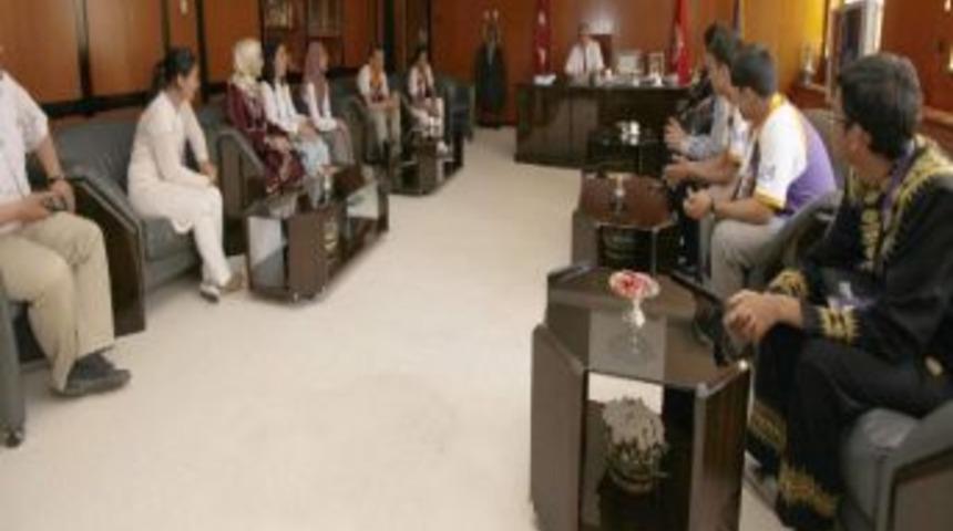 T&uuml;rk&ccedil;e Olimpiyatlarına Katılan &Ouml;ğrenciler&rsquo;den G&uuml;zelbey'e Ziyaret