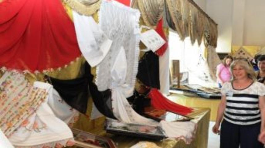 İzmek&rsquo;in Final Sergisi Dolphin'de