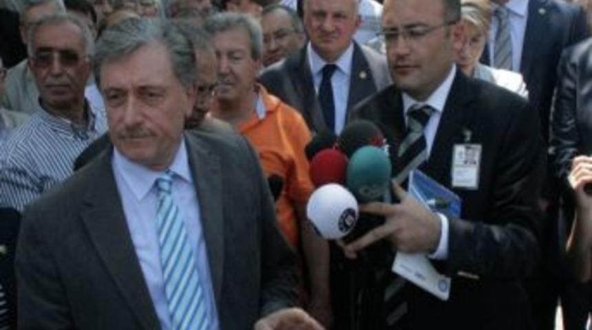 Chp'den Meclis &Ouml;n&uuml;nde Tutuklu Vekil Protestosu