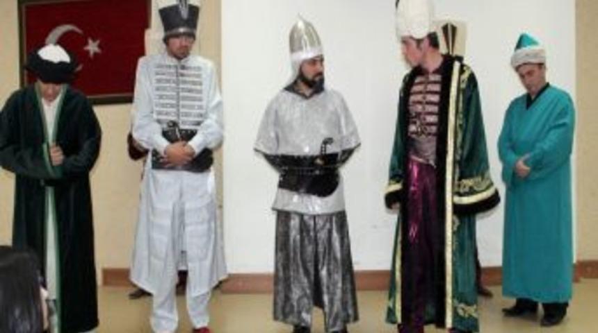 H&uuml;nkar G&uuml;neşi Iıı. Selim Yeniden Sahnelenecek