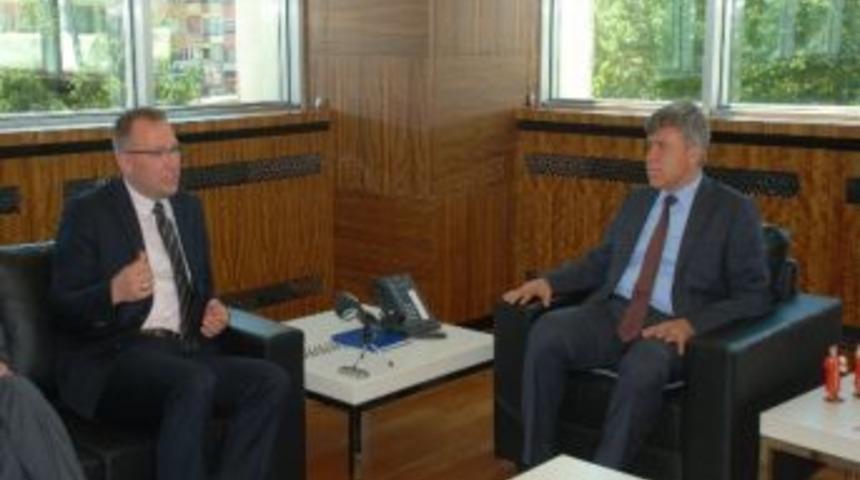 Rotterdam Polis Teşkilatı'ndan B&uuml;y&uuml;kşehir'e Ziyaret