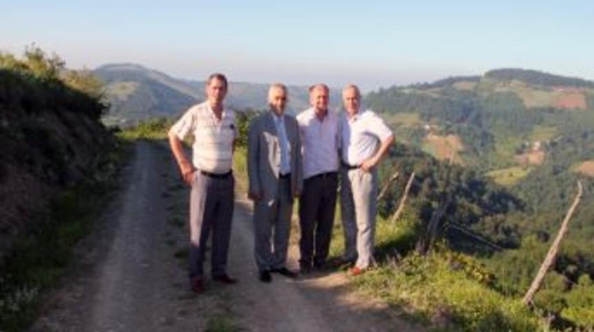 Karakurt, &Ccedil;ayır&ccedil;&ouml;kek Yolunu İnceledi