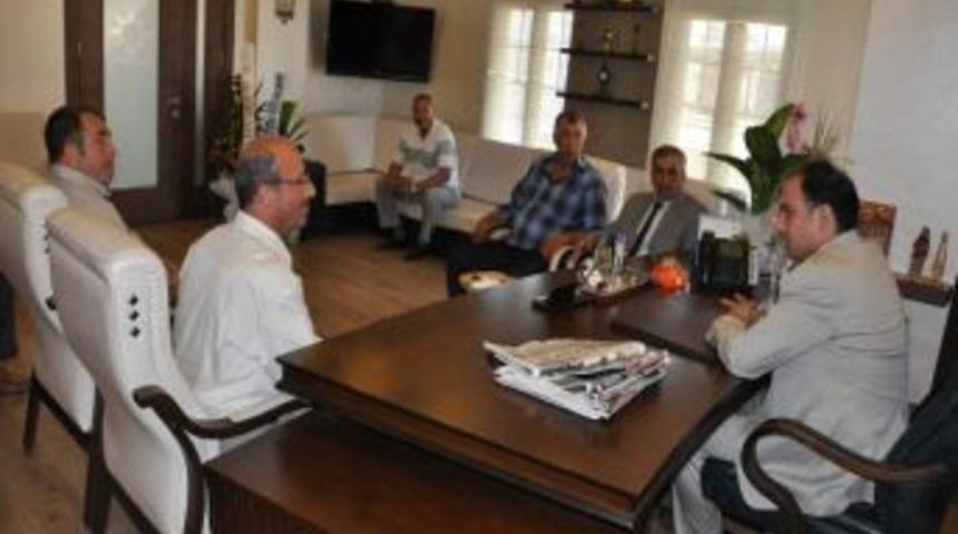 Muhtarlardan Ak Partili Baybatur'a Tebrik Ziyareti