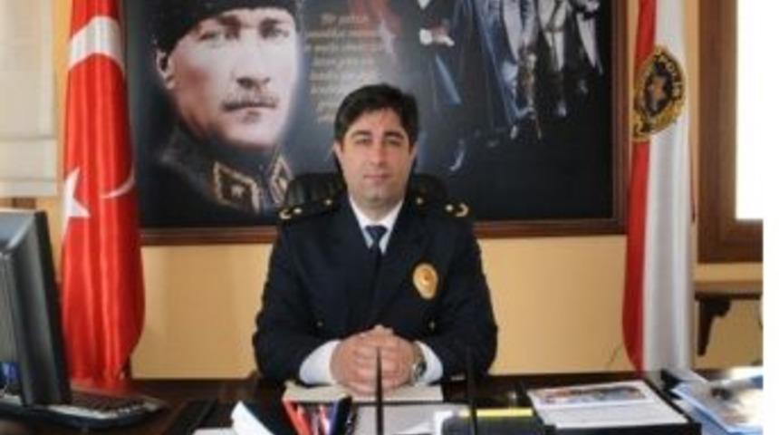 Polis Arkadaşları Kader İ&ccedil;in Lokma D&ouml;kt&uuml;rd&uuml;