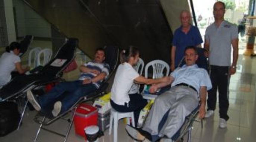 Umutsuz İnsanlara Umut Olacaklar