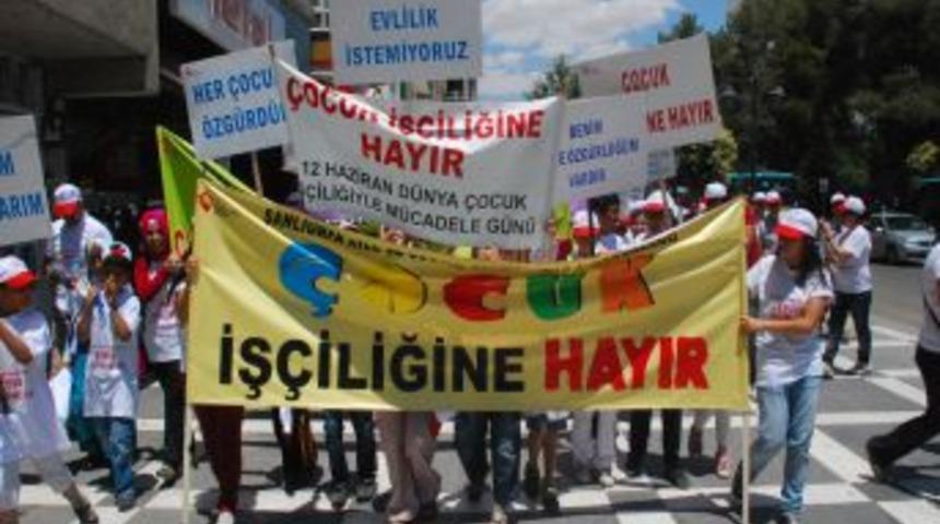 &Ccedil;ocuk Iş&ccedil;iliğine Karşı Y&uuml;r&uuml;d&uuml;ler