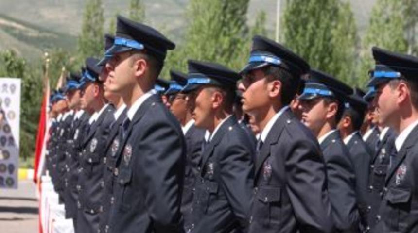 Bayburt PMYO, 8. D&ouml;nem Mezunlarını Uğurladı