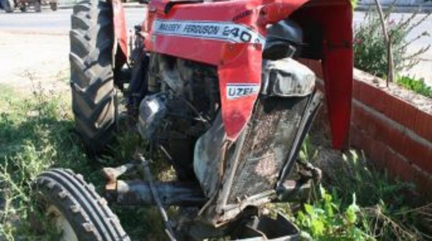 Trakt&ouml;rle Kamyon &Ccedil;arpıştı, Bir Kişi &Ouml;ld&uuml;