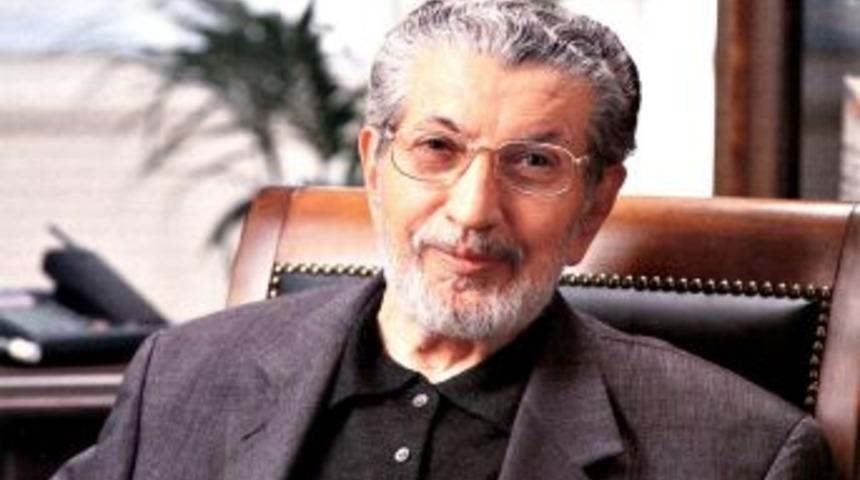 &Uuml;lker&rsquo;in Babası Vefat Etti