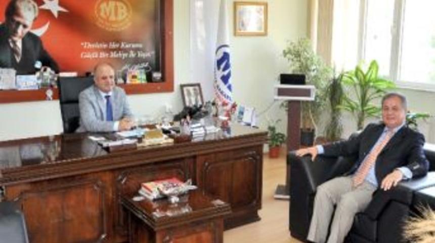 Vali &Ccedil;akacak Defterdarlığı Ziyaret Etti