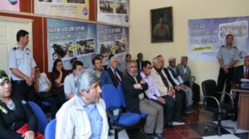 Kars Belediyesi&rsquo;nde Halk G&uuml;n&uuml; Toplantısı