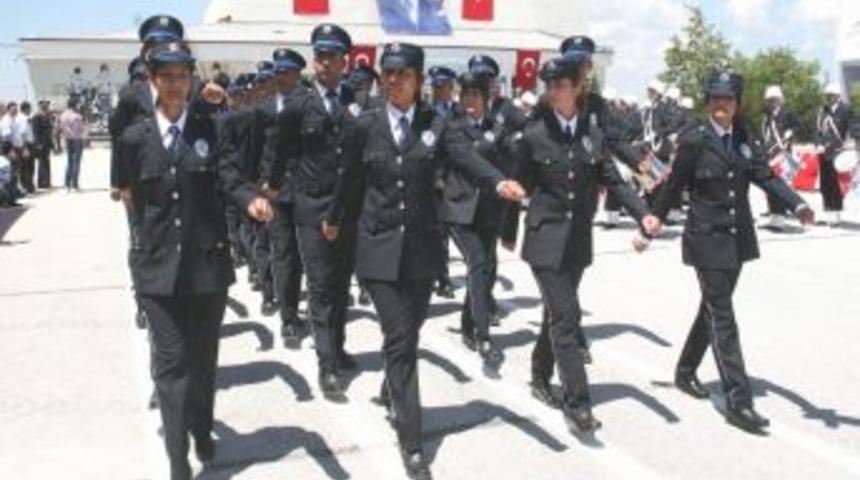 Yozgat Polis Meslek Y&uuml;ksek Okulu, 10. D&ouml;nem Mezunlarını Verdi