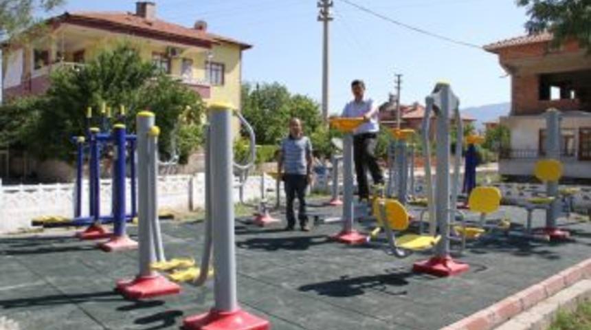 Osmancık'ta eski parklar yenileniyor