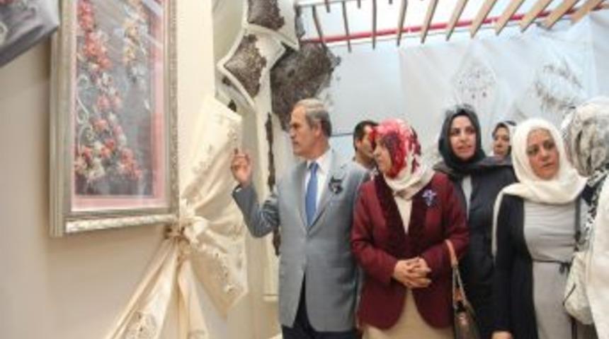 BUSMEK Kursiyerleri Eserlerini Sergiledi